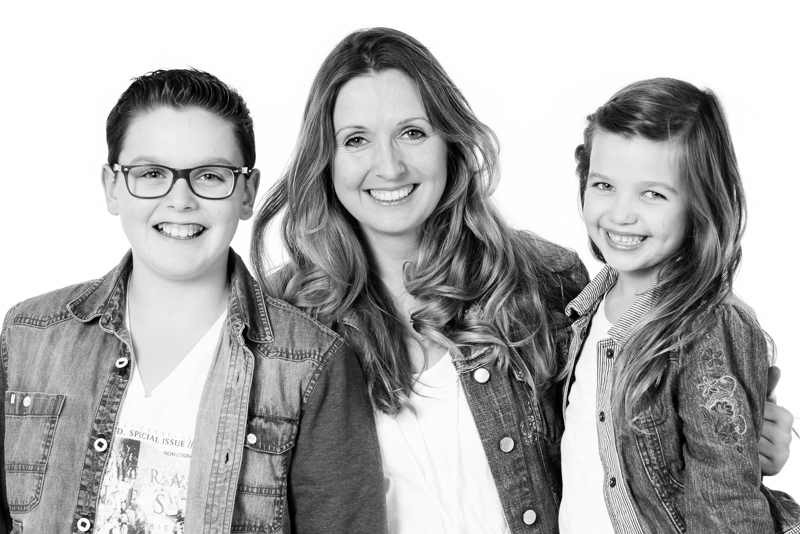 moeder-met-kinderen-fotoshoot